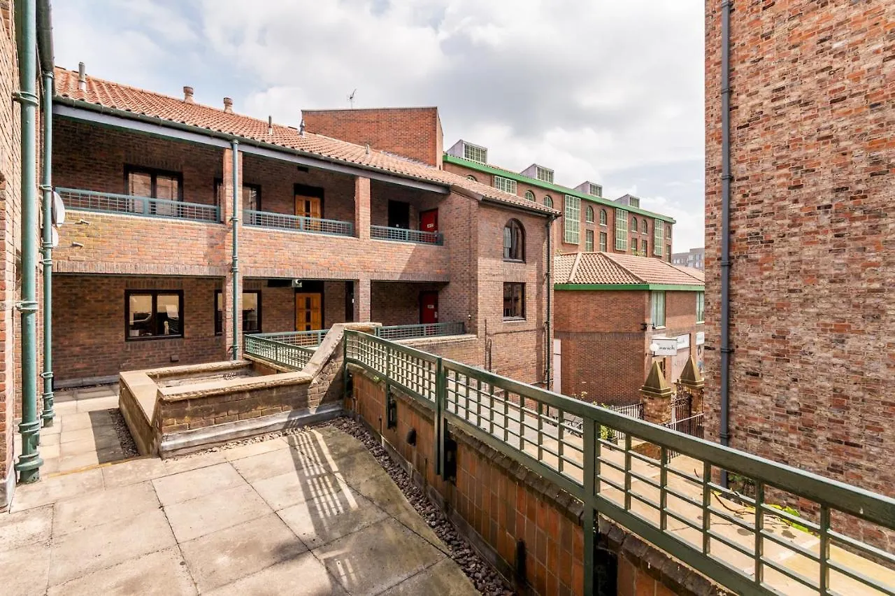 Lovely Apartment In Central York - Pass The Keys