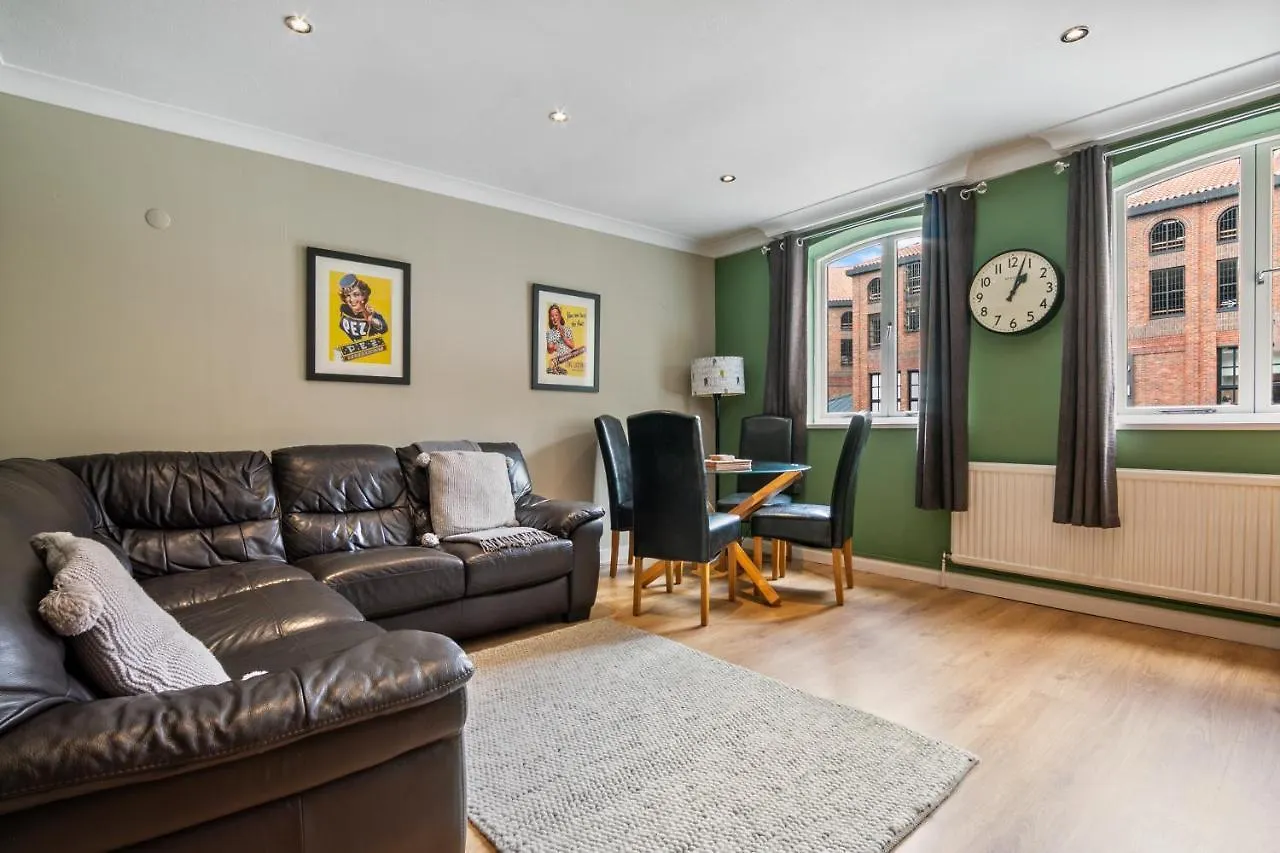 Lovely Apartment In Central York - Pass The Keys
